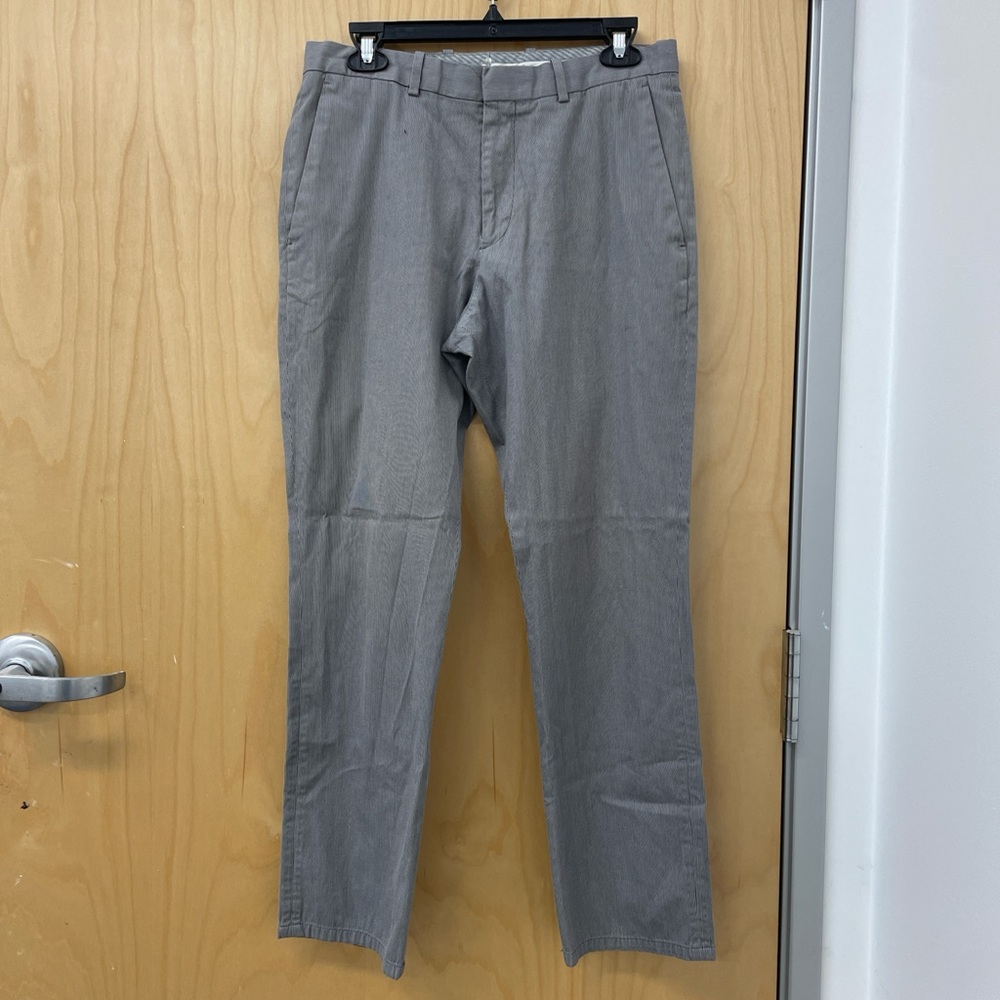 Perry Ellis Men's Classic Gray Dress Pants